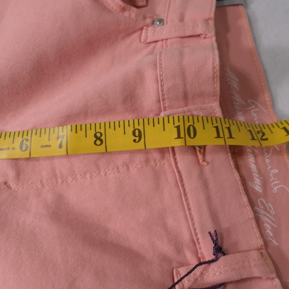 Gloria Vanderbilt Women Shorts 8 Coral Amanda Denim Slimming Preppy Feminine NEW